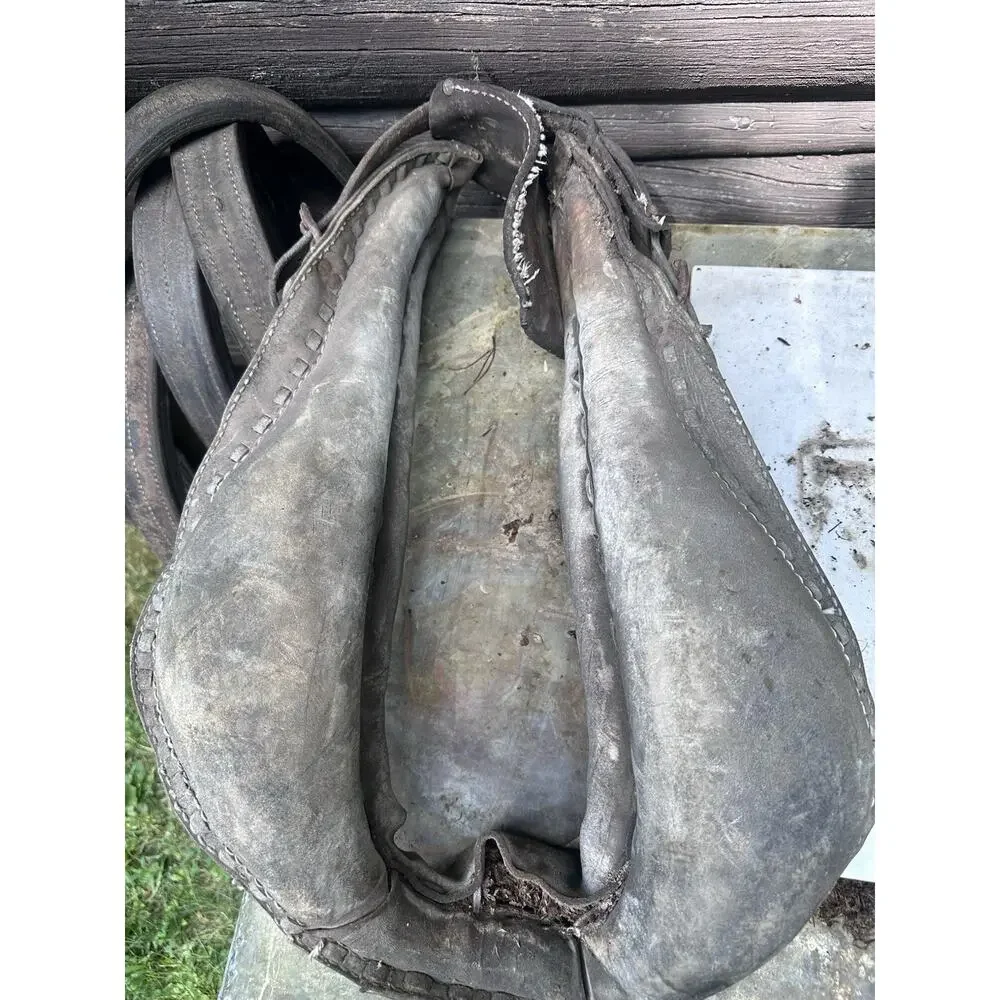 Vintage Leather Mule / Horse Collar Western Country Primitive Rustic